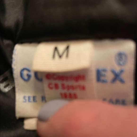 Women's Red and Black Ski Jacket - Picture 6 of 7